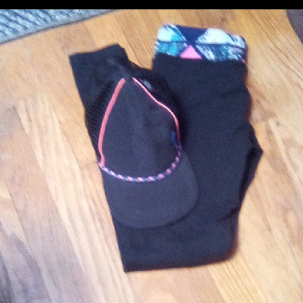 Ivivva Leggings and Hat